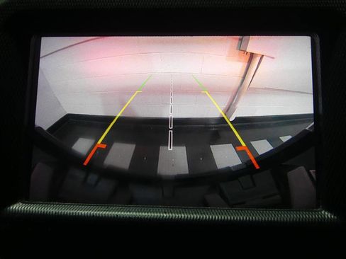 Used 2018 Jeep Wrangler Unlimited Sahara image 13