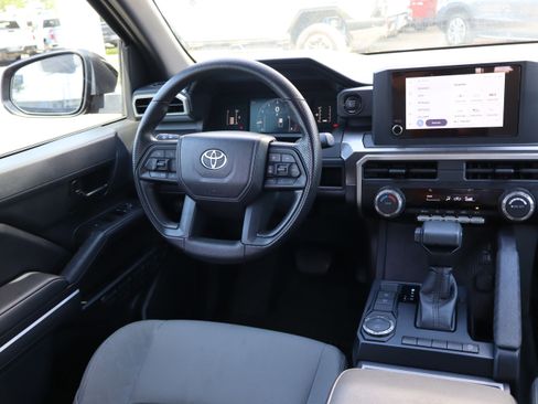 Used 2025 Toyota Tacoma SR5 image 15