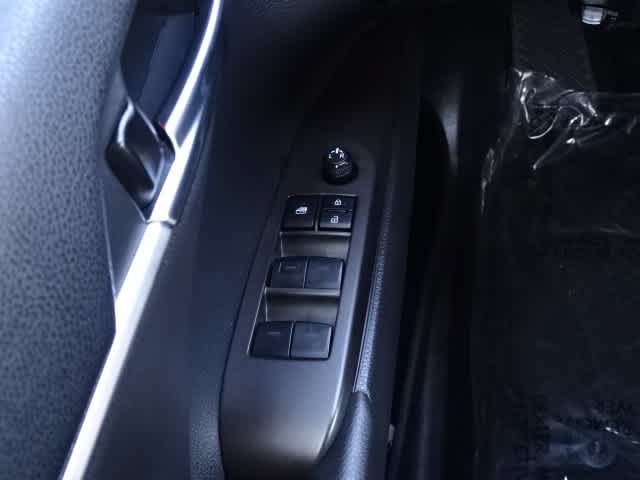 Certified 2022 Toyota Camry SE FWD image 36