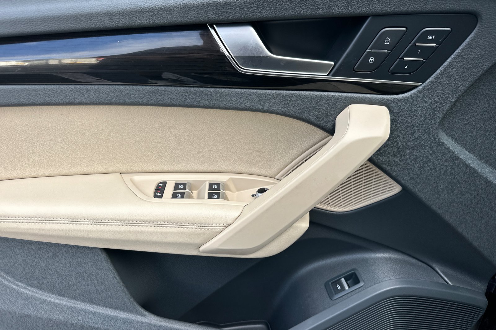 Used 2019 Audi Q5 2.0T Premium Plus AWD/4WD image 11