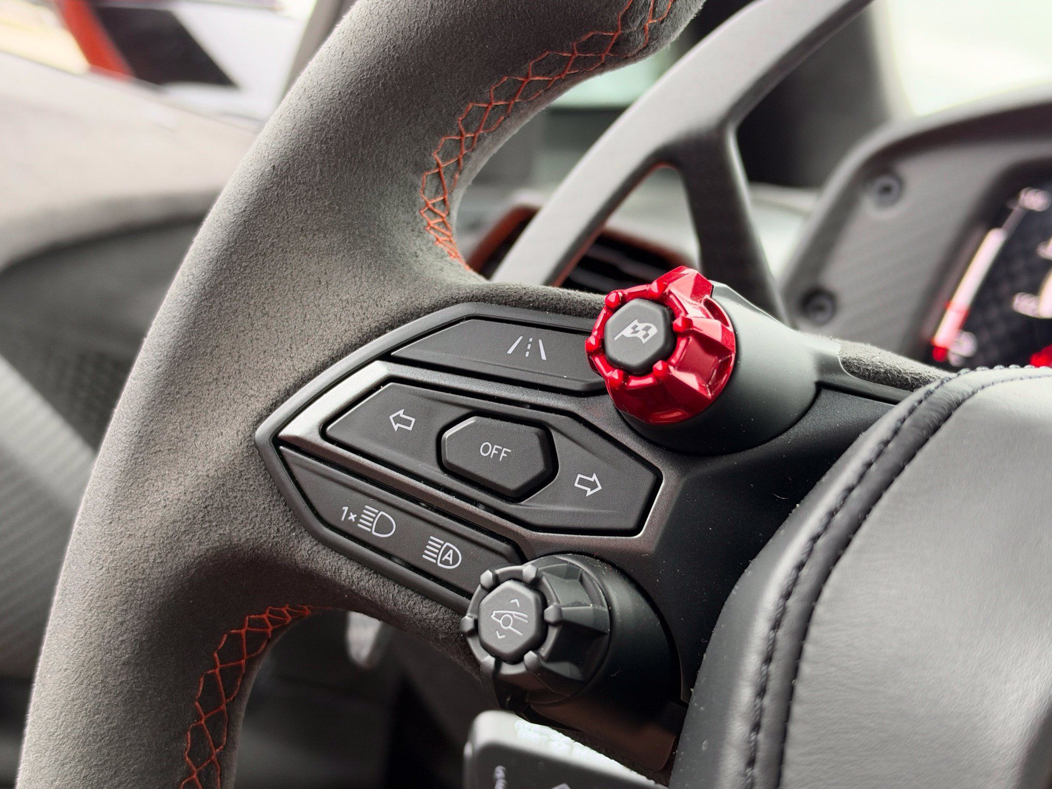 Used 2024 Lamborghini Revuelto AWD/4WD image 29