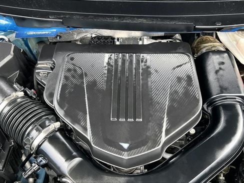 Used 2024 Chevrolet Traverse RS FWD image 33