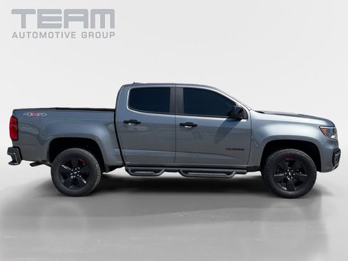 Used 2021 Chevrolet Colorado LT w/ Redline Special Edition AWD/4WD image 8