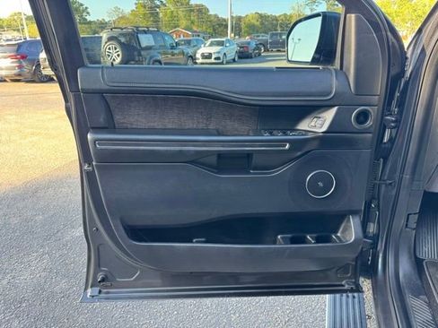 Used 2019 Ford Expedition Limited w/ Special Edition Package image 16