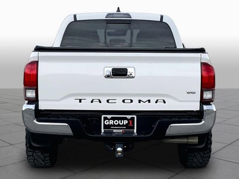 Used 2020 Toyota Tacoma SR5 image 5