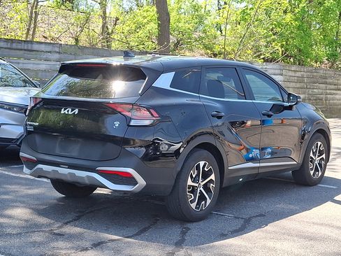 Certified 2023 Kia Sportage EX FWD image 4