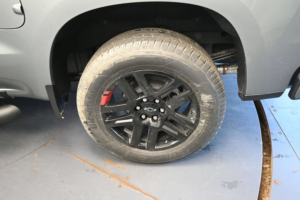 New 2026 Chevrolet Silverado 1500 RST w/ Redline Edition AWD/4WD image 10