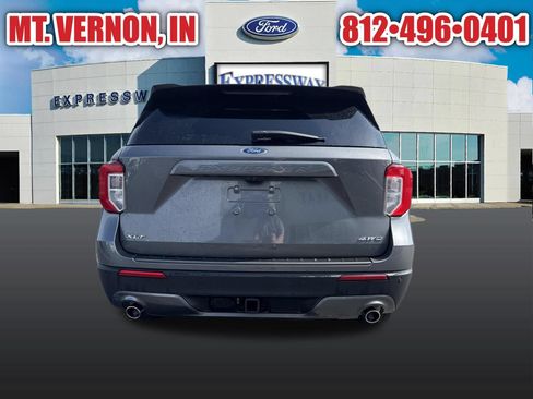 Used 2023 Ford Explorer XLT w/ Equipment Group 202A AWD/4WD image 14