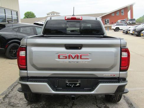 New 2026 GMC Canyon AT4 w/ AT4 Premium Package AWD/4WD image 4