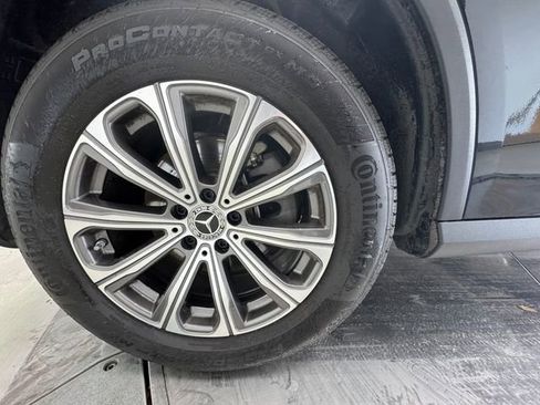 Certified 2026 Mercedes-Benz GLC 300 image 11