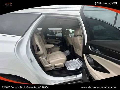 Used 2018 Buick Enclave Premium w/ Experience Buick Package AWD/4WD image 21