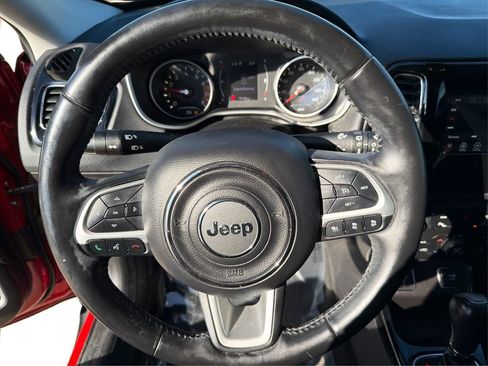 Used 2020 Jeep Compass Latitude image 17