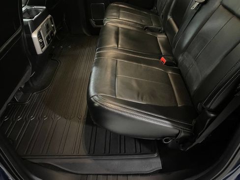 Used 2019 Ford F150 Lariat w/ Equipment Group 502A Luxury image 23