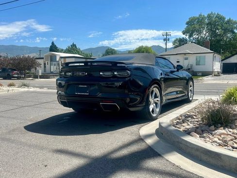 Used 2022 Chevrolet Camaro SS RWD image 5