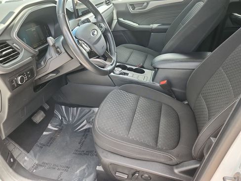 Used 2023 Ford Escape Active image 7