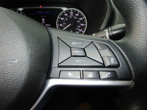 Used 2024 Nissan Sentra SV image 26