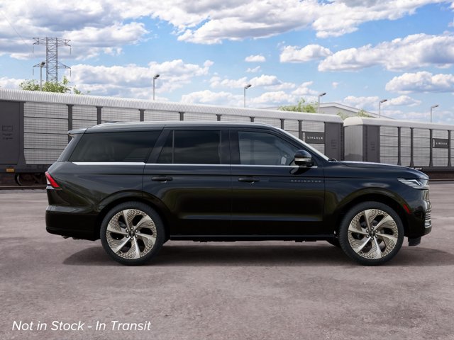 New 2027 Lincoln Navigator Black Label AWD/4WD image 5