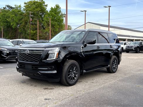 Used 2026 Nissan Armada SV RWD image 3