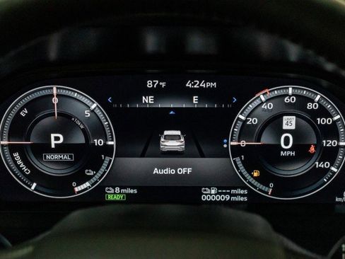 New 2025 Mitsubishi Outlander SEL image 11