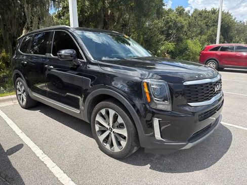 Used 2022 Kia Telluride S FWD image 2