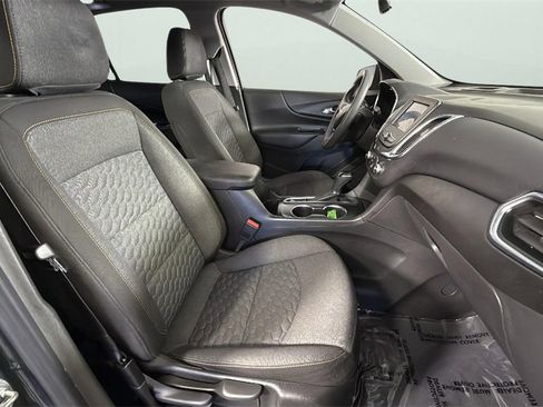 Used 2020 Chevrolet Equinox LT image 31