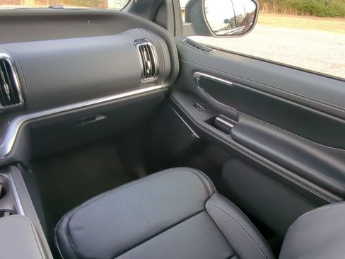 New 2026 Ford Expedition Platinum w/ Stealth Appearance Package image 15