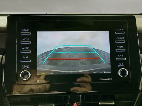 Used 2022 Toyota Camry SE FWD image 21