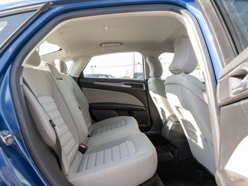 Used 2018 Ford Fusion S FWD image 26