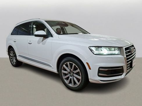 Used 2019 Audi Q7 3.0T Premium Plus w/ Premium Plus Package image 2