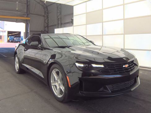 Used 2023 Chevrolet Camaro LT image 6