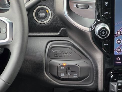 New 2026 RAM 2500 Big Horn AWD/4WD image 30