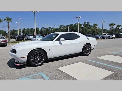 Used 2023 Dodge Challenger R/T Scat Pack w/ Plus Package RWD image 21