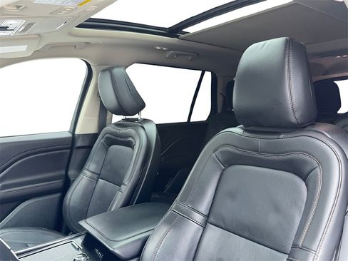 Used 2024 Lincoln Aviator Reserve w/ Equipment Group 201A image 40