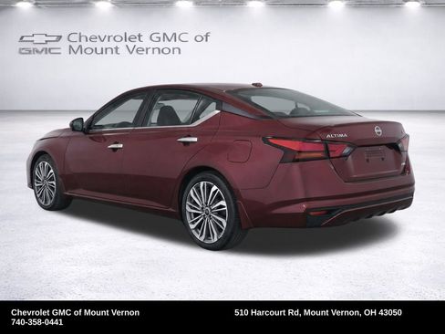 Used 2024 Nissan Altima 2.5 SL AWD/4WD image 3