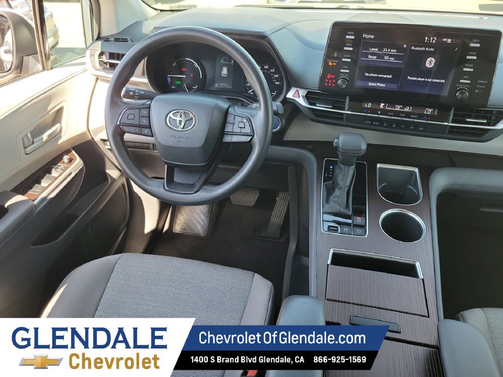 Used 2023 Toyota Sienna LE FWD image 15