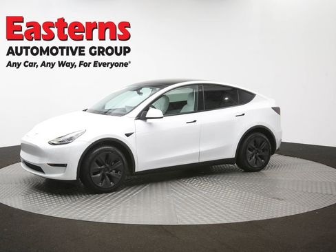 Used 2022 Tesla Model Y Long Range AWD/4WD image 53