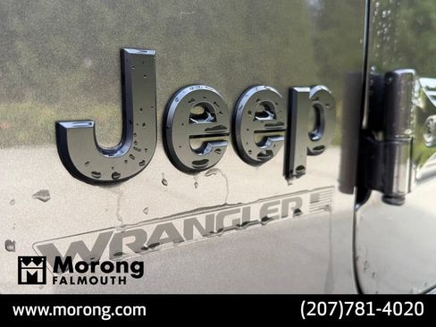 Used 2025 Jeep Wrangler Unlimited Sport AWD/4WD image 13