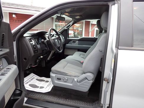 Used 2011 Ford F150 XLT w/ XLT Chrome Pkg AWD/4WD image 7