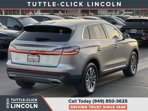 Certified 2021 Lincoln Nautilus FWD w/ Equipment Group 101A image 6