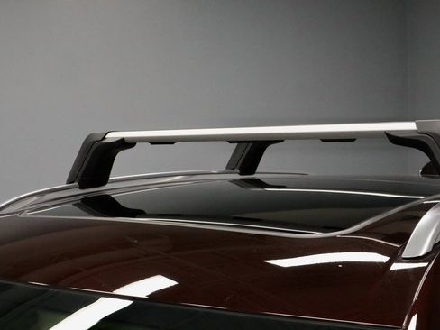 Used 2023 Buick Envision Avenir image 28