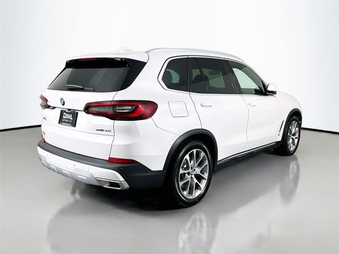 Used 2023 BMW X5 xDrive40i w/ Premium Package AWD/4WD image 13