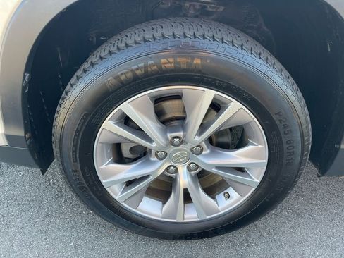 Used 2015 Toyota Highlander XLE image 32