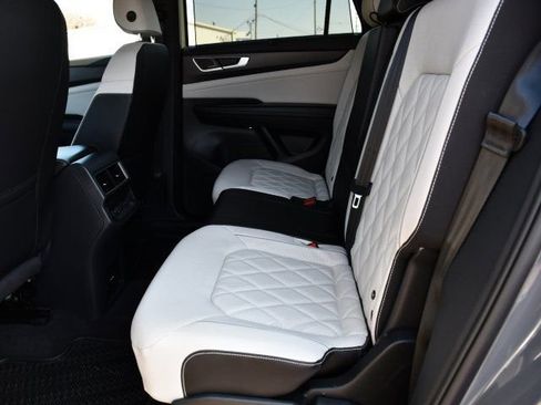 New 2026 Volkswagen Atlas Cross Sport SEL Premium R-Line image 16