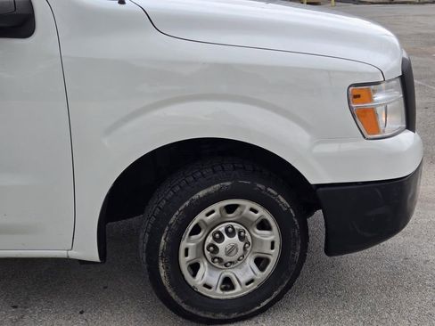 Used 2015 Nissan NV 2500 SV w/ Technology Package image 6
