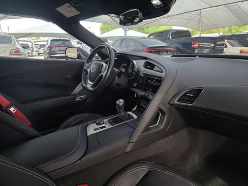Used 2018 Chevrolet Corvette Z06 image 11