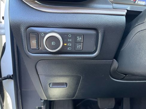 Used 2020 Ford Explorer Limited AWD/4WD image 37