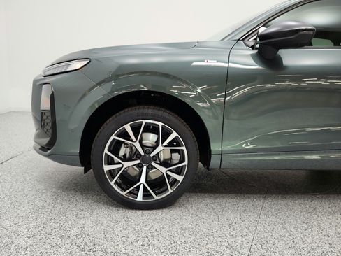 New 2026 Audi Q3 quattro 2.0T AWD/4WD image 15
