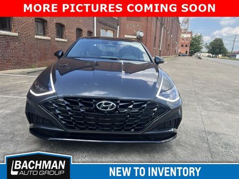 Used 2023 Hyundai Sonata Limited FWD image 3