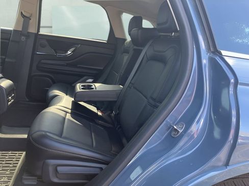 Used 2024 Lincoln Corsair Grand Touring image 35