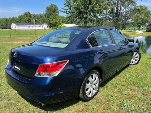 Used 2009 Honda Accord EX image 9